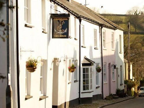 Anchor Inn Dulverton Exterior photo